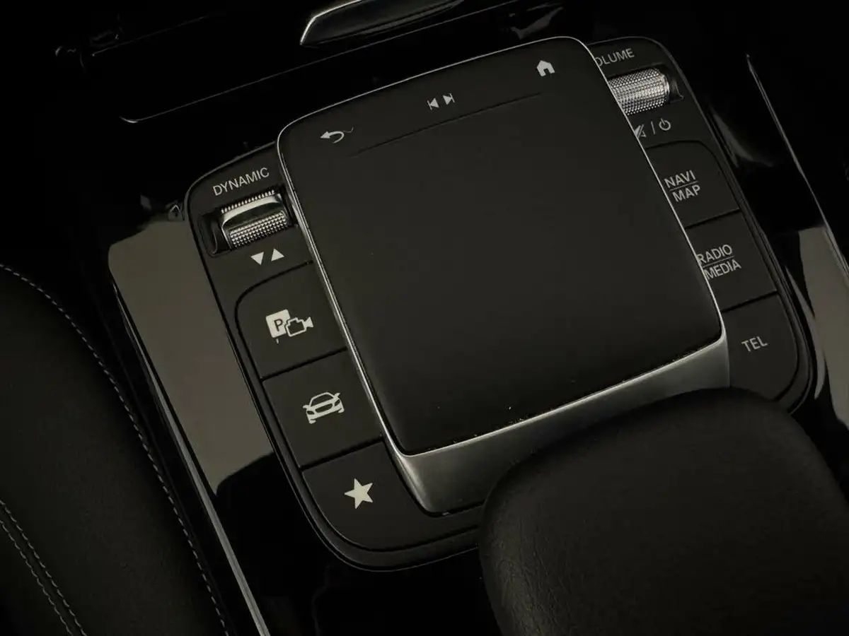 2022-mercedes-benz-a-class-13-a180-amg-line-executive-edition-hatchback-5d-7g-dct-big-21