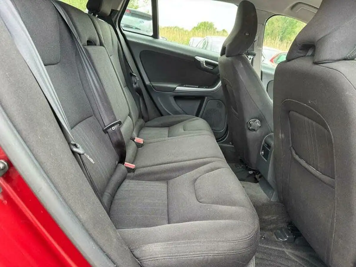 2012-volvo-v60-16td-d2-es-big-17