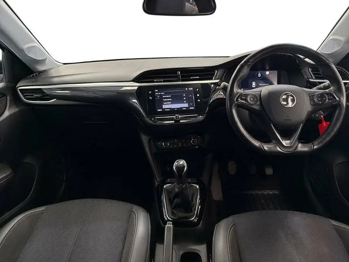 2021-vauxhall-corsa-12i-griffin-edition-big-11