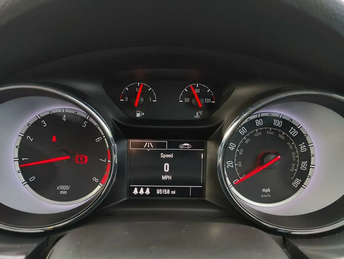 2015-vauxhall-astra-14i-16v-turbo-energy-big-21
