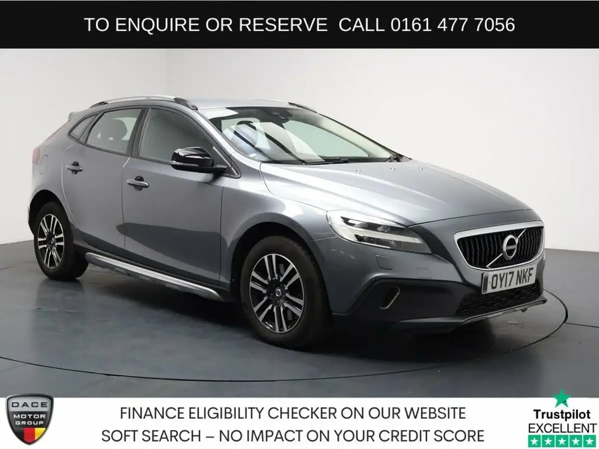 2017-volvo-v40-20-t3-cross-country-nav-plus-big-0
