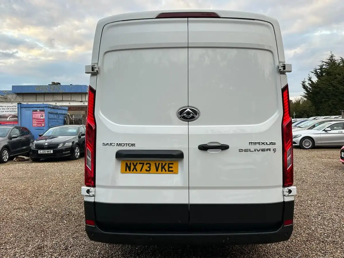 2023-maxus-deliver-9-big-3