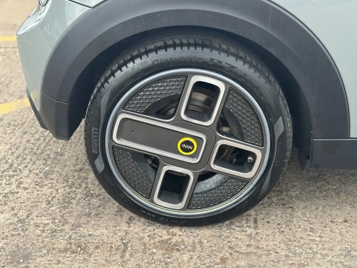 2022-mini-cooper-e-cooper-s-1-big-18