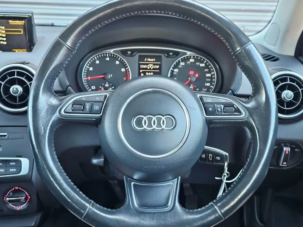 2017-audi-a1-10-tfsi-sport-hatchback-3d-big-19