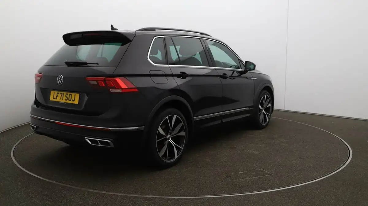 2021-volkswagen-tiguan-15-tsi-r-line-big-54