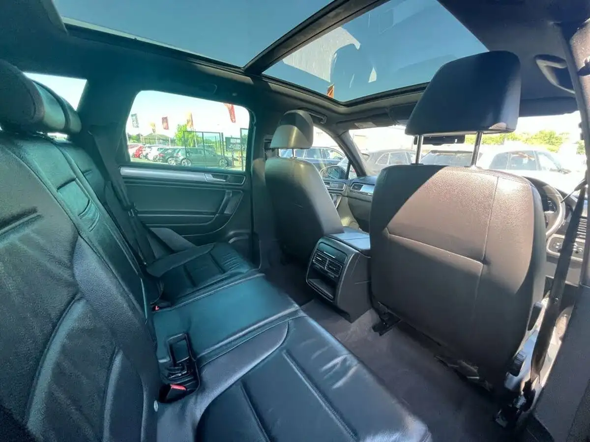 2015-volkswagen-touareg-30tdi-r-line-262ps-2967cc-big-12