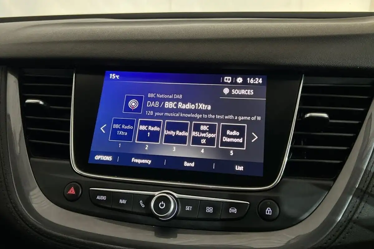 2019-vauxhall-grandland-x-15td-sport-nav-auto-big-13