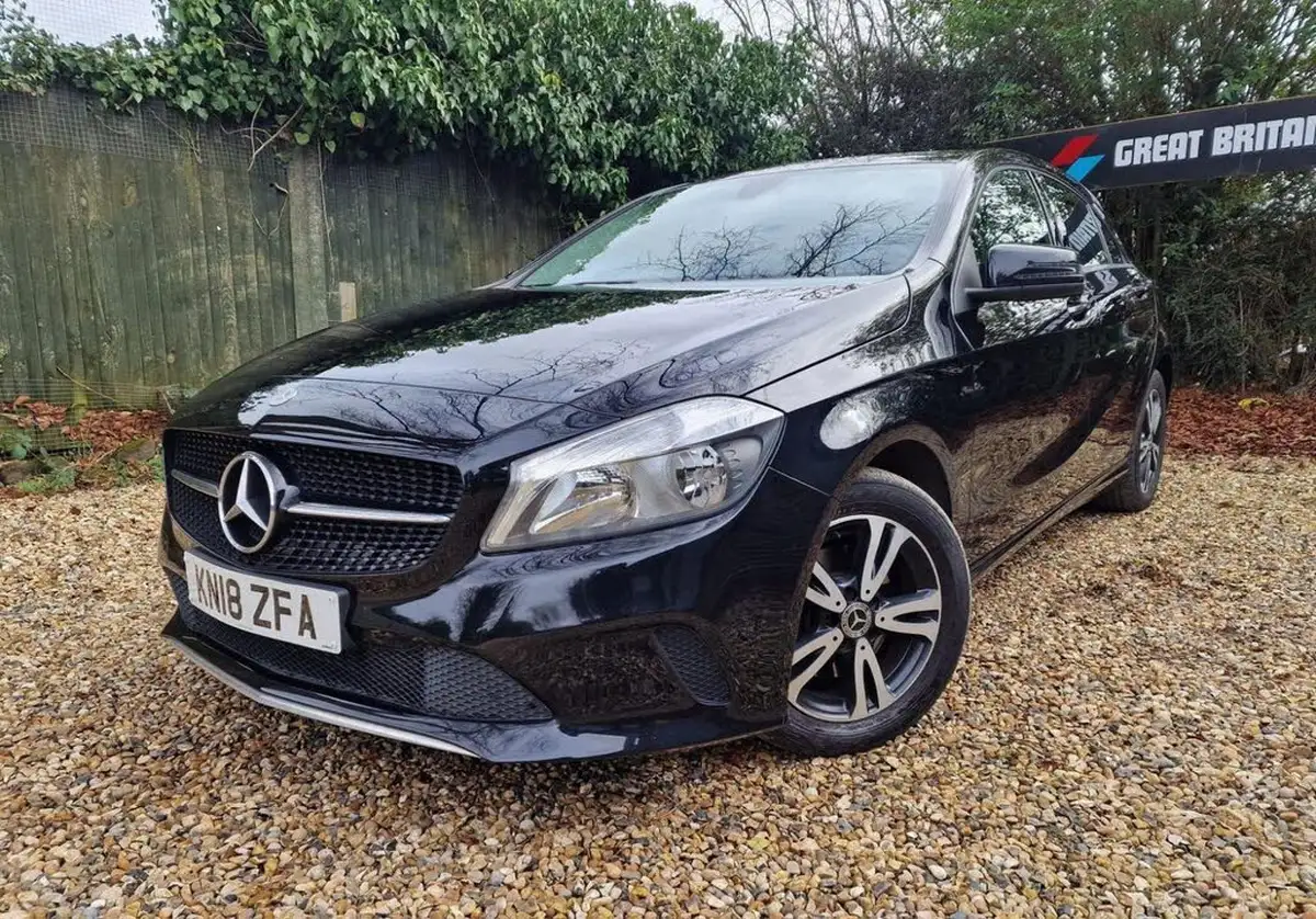 2018-mercedes-benz-a-class-16-a180-se-ss-7g-dct-big-7