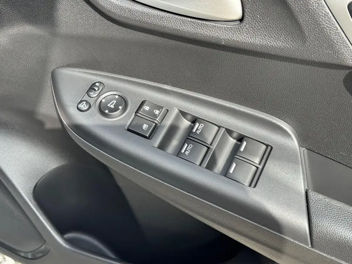 2016-honda-jazz-13-i-vtec-ex-cvt-big-13