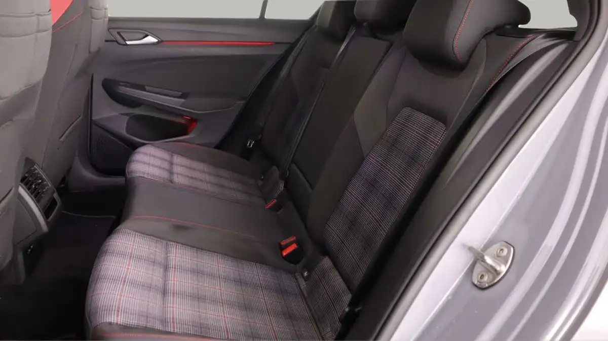 2021-volkswagen-golf-20-tsi-gti-dsg-big-16