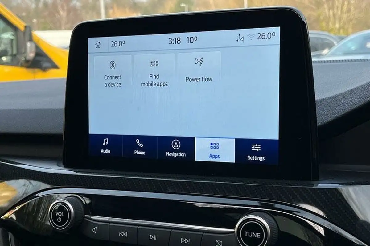 2022-ford-kuga-big-25