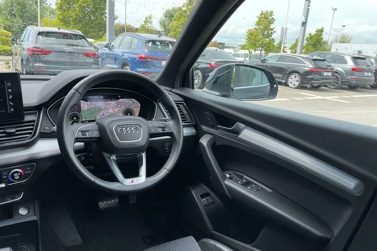 2021-audi-q5-20-50-tfsi-e-s-line-station-wagon-big-39