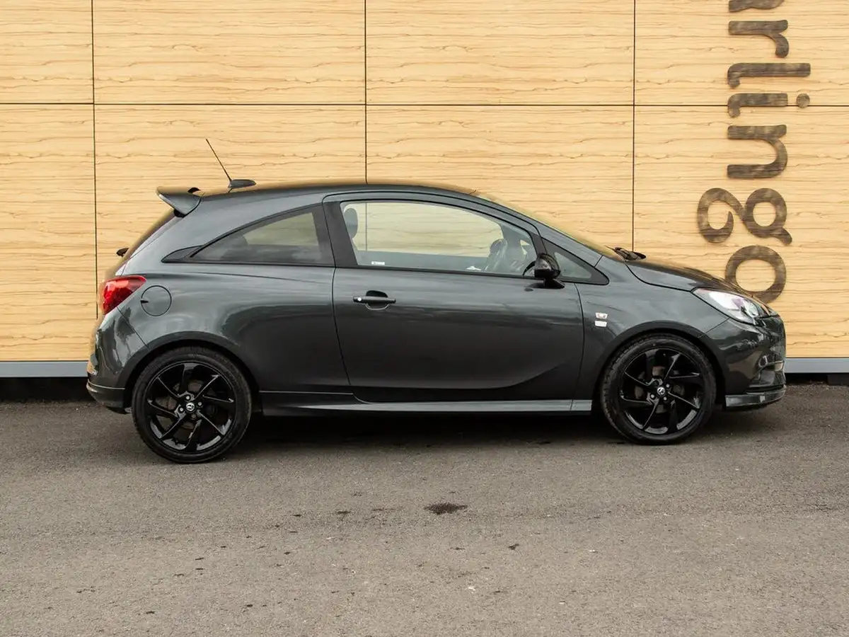 2017-vauxhall-corsa-14i-limited-edition-75ps-ecoflex-3d-big-11