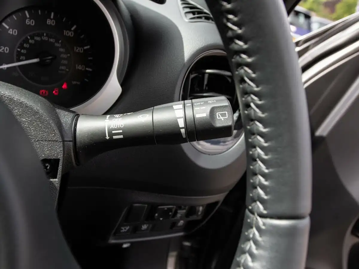 2018-nissan-juke-12-dig-t-bose-personal-edition-big-17