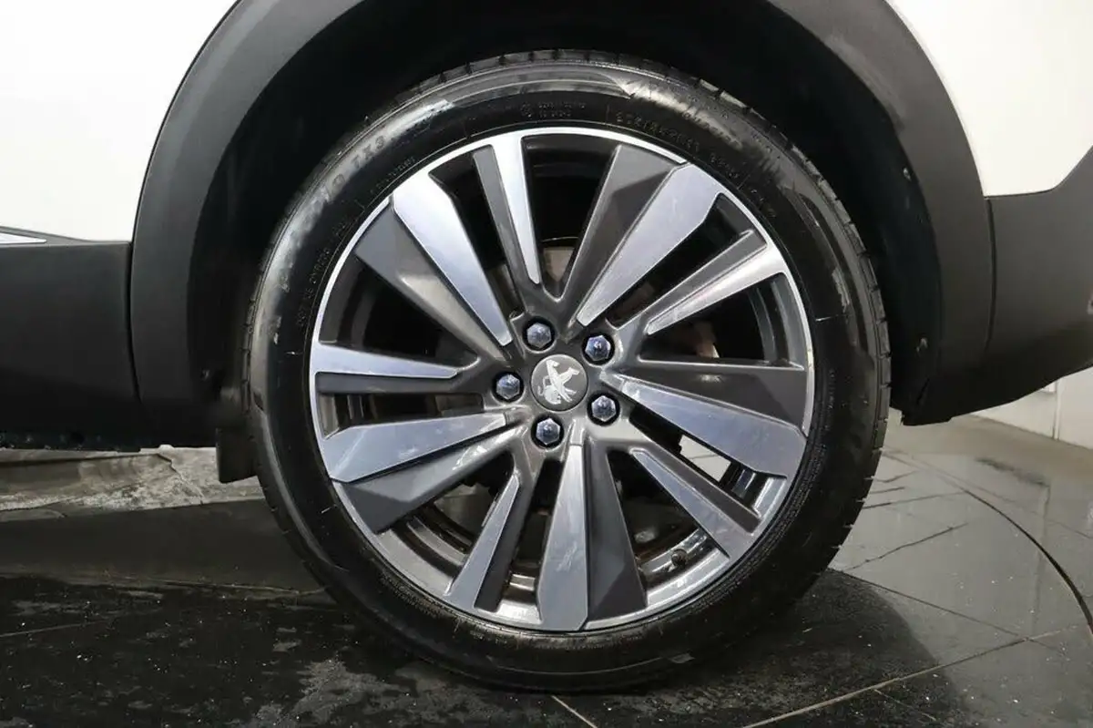 2018-peugeot-3008-suv-15-bluehdi-allure-big-32