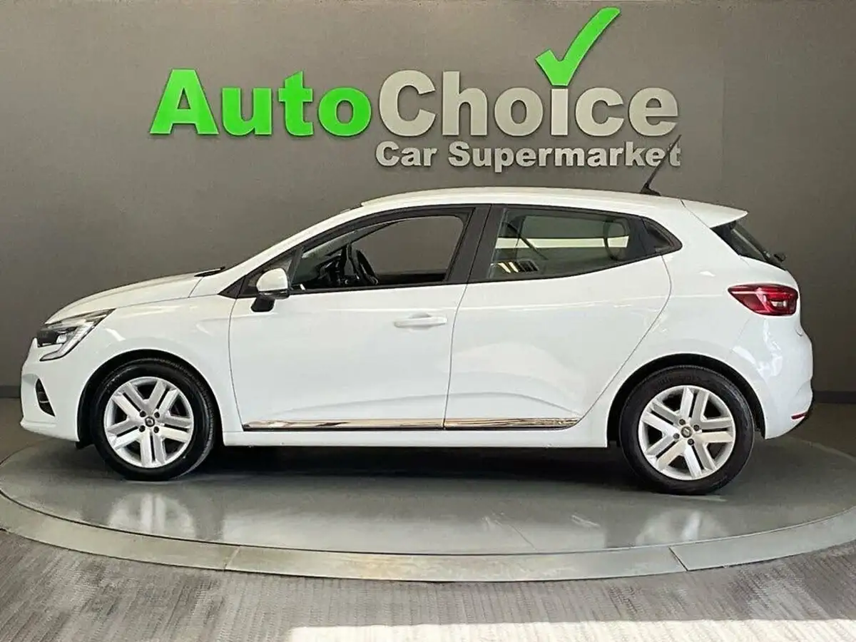 2020-renault-clio-10-sce-play-75bhp-big-11