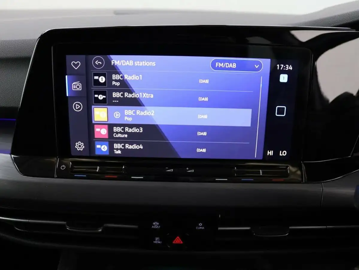 2021-volkswagen-golf-15-etsi-style-150ps-hatchback-big-12