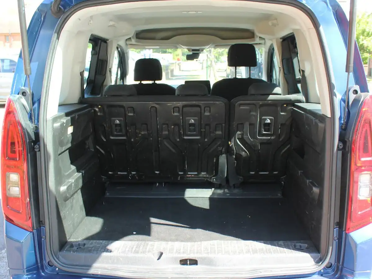 2021-vauxhall-combo-life-12i-edition-big-14