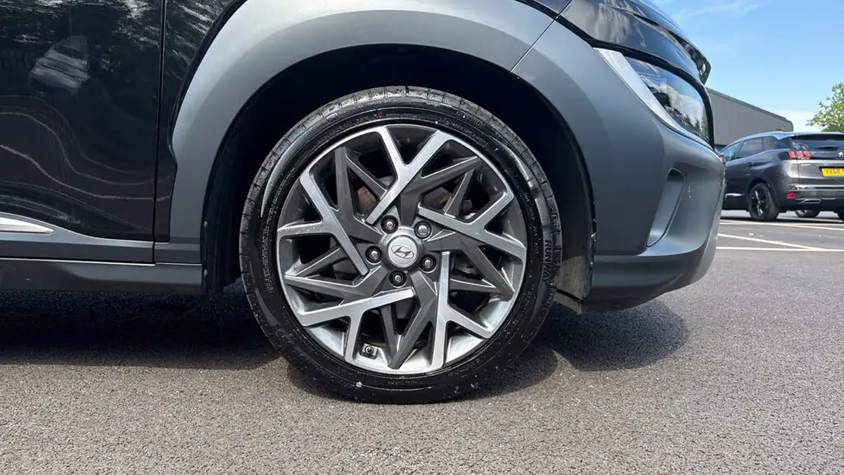 2022-hyundai-kona-16-gdi-premium-big-19