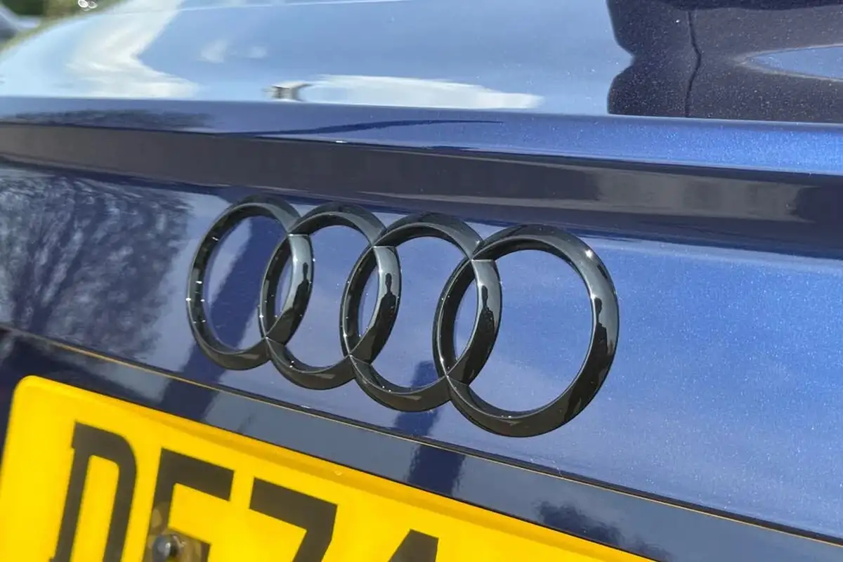 2024-audi-q3-15-35-tfsi-black-edition-sportback-s-tronic-big-27