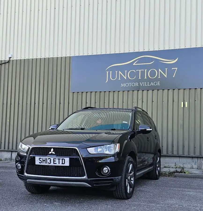 2013-mitsubishi-outlander-22td-gx3-big-4