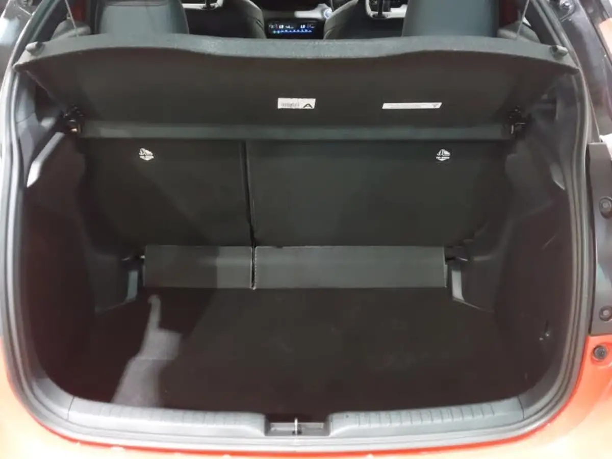 2021-toyota-yaris-15-vvt-i-launch-edition-big-7