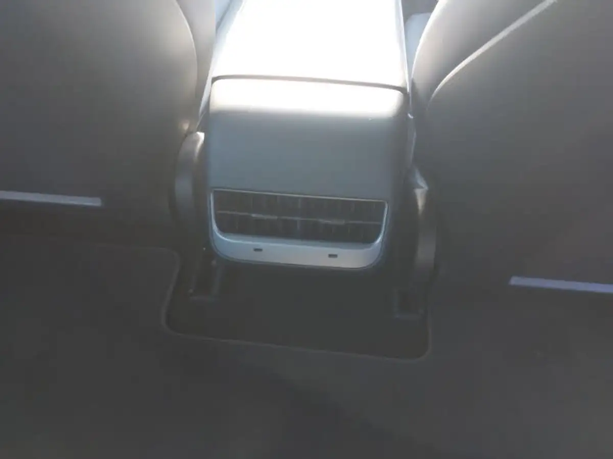 2021-tesla-model-3-e-long-range-4x4-big-15
