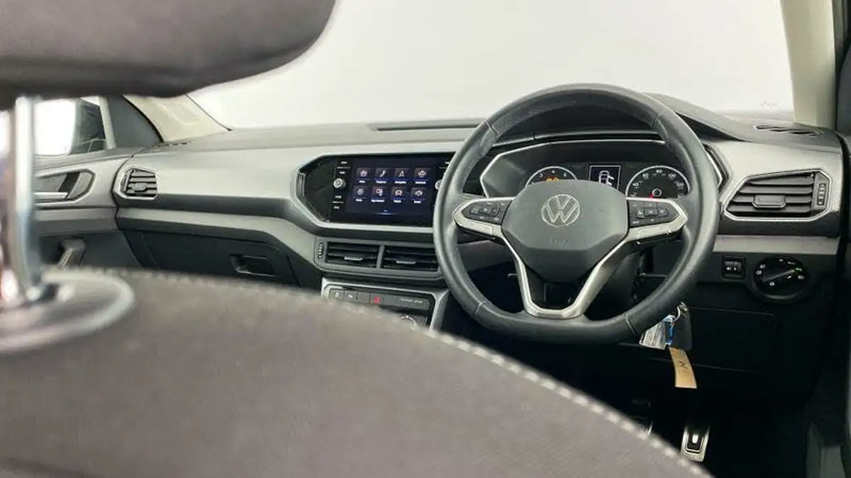 2021-volkswagen-t-cross-10-tsi-active-95ps-big-26