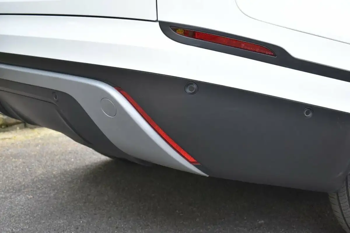 2021-land-rover-range-rover-velar-20-d200-s-big-35