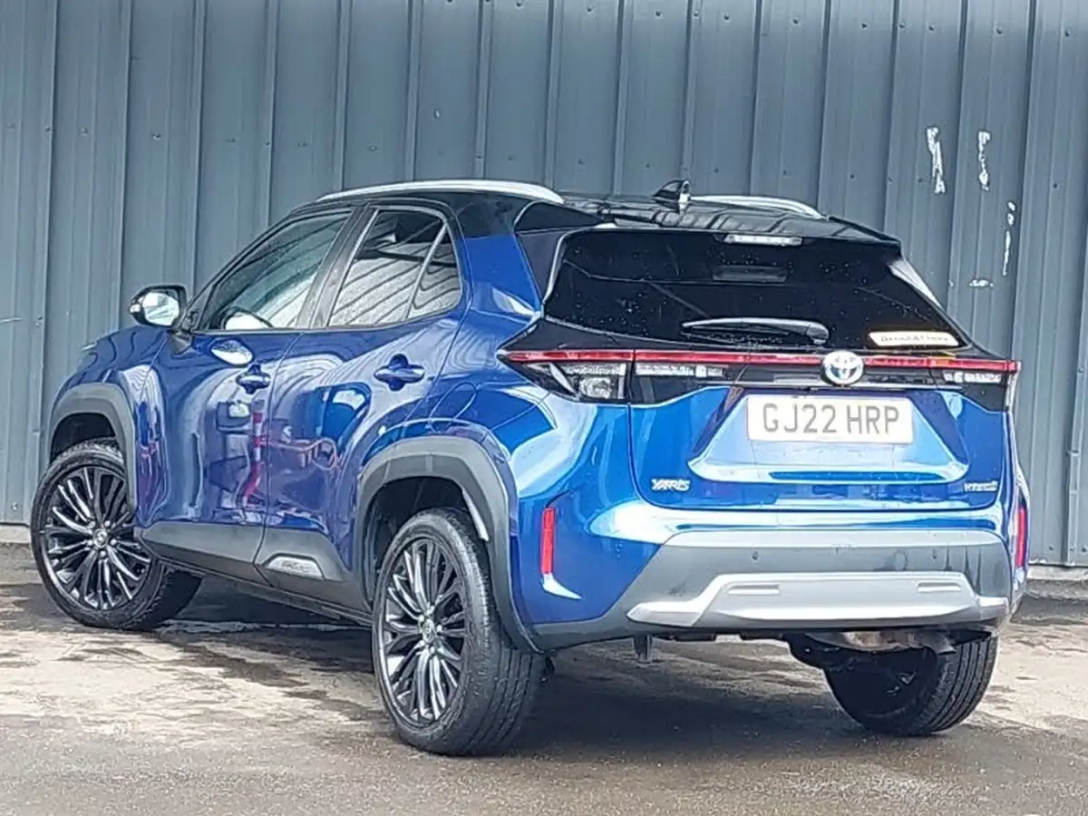 2022-toyota-yaris-cross-15-vvt-i-dynamic-big-1