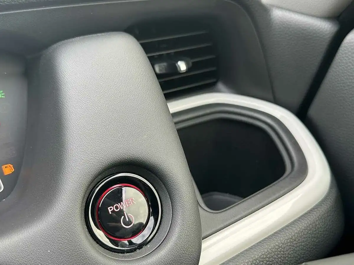2023-honda-jazz-15-i-mmd-sr-big-37