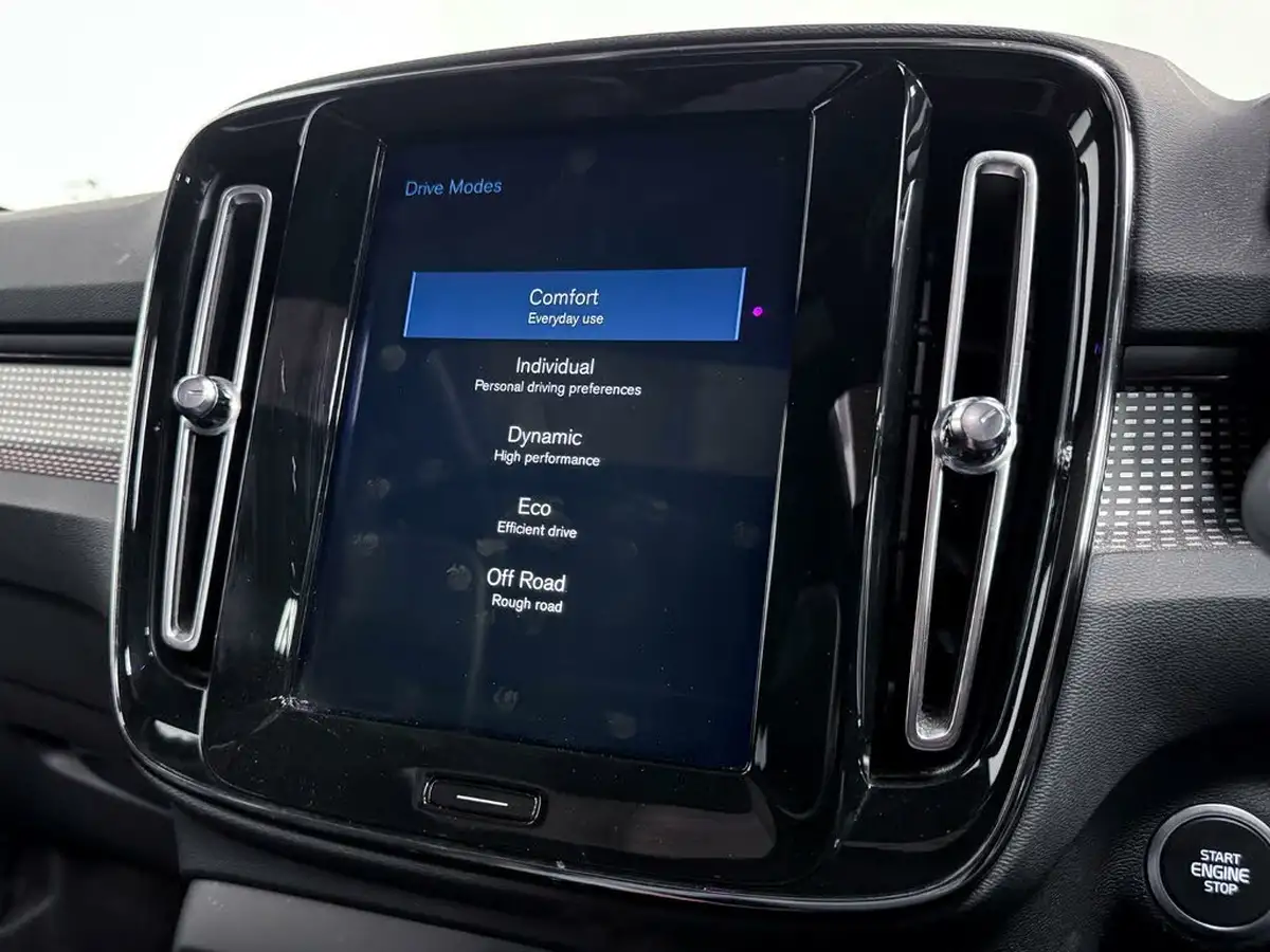 2019-volvo-xc40-20-t5-r-design-pro-big-57