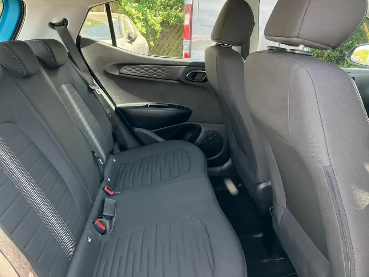 2021-hyundai-i10-12-se-connect-auto-big-43