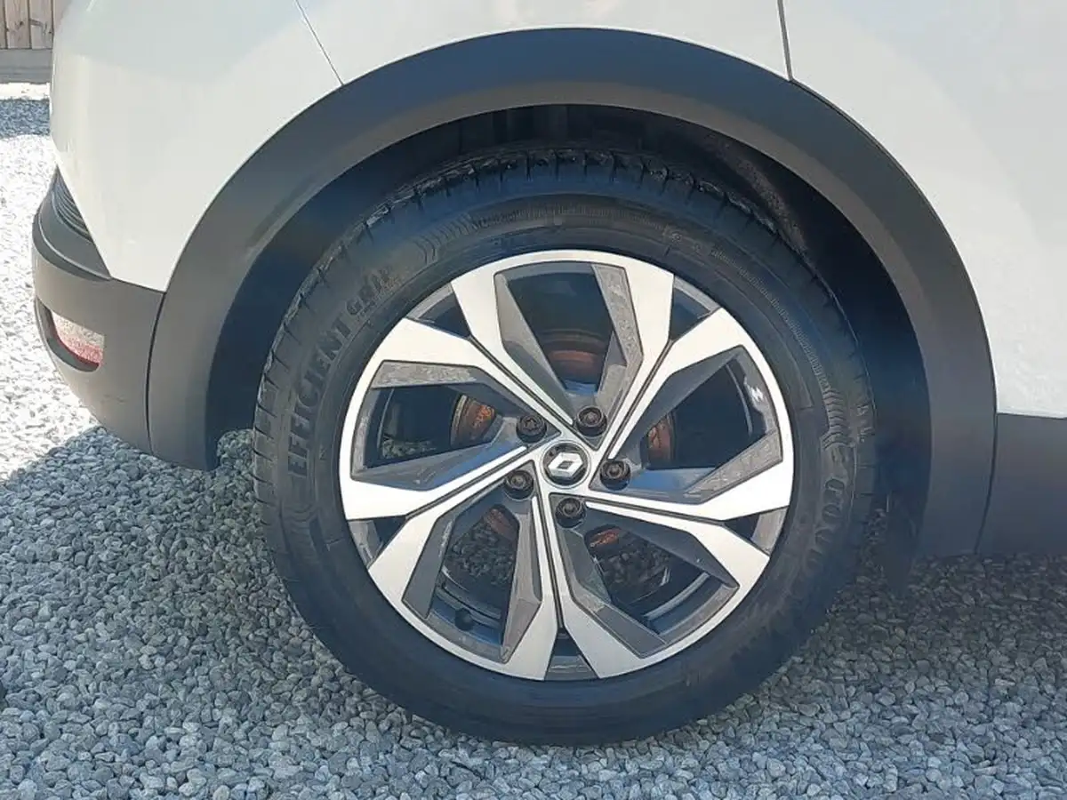 2022-renault-captur-13-tce-rs-line-big-11