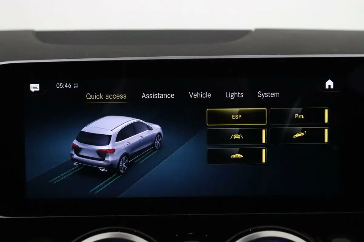2019-mercedes-benz-b-class-20d-b200d-amg-line-premium-big-35