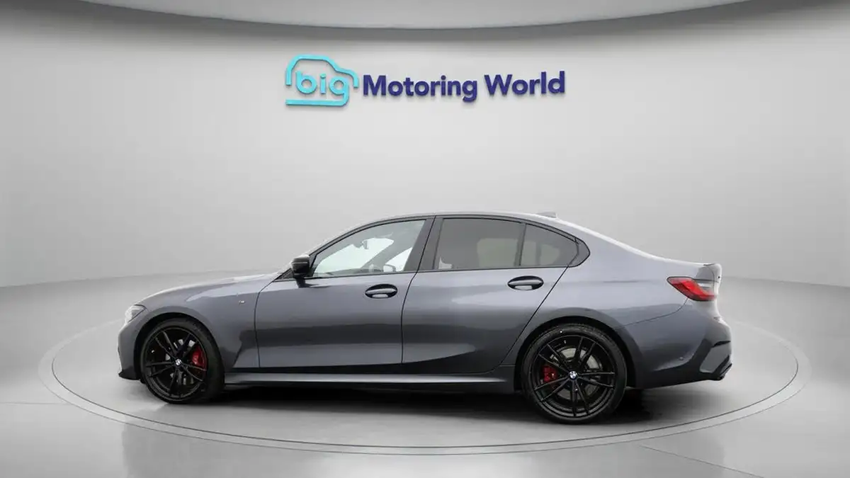 2022-bmw-3-series-30td-m340d-xdrive-saloon-4d-big-3