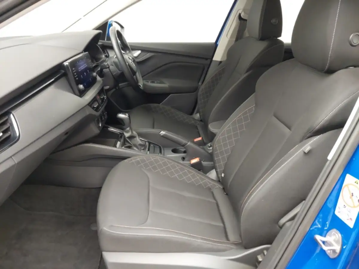 2022-audi-q2-15-35-tfsi-s-line-tronic-big-4