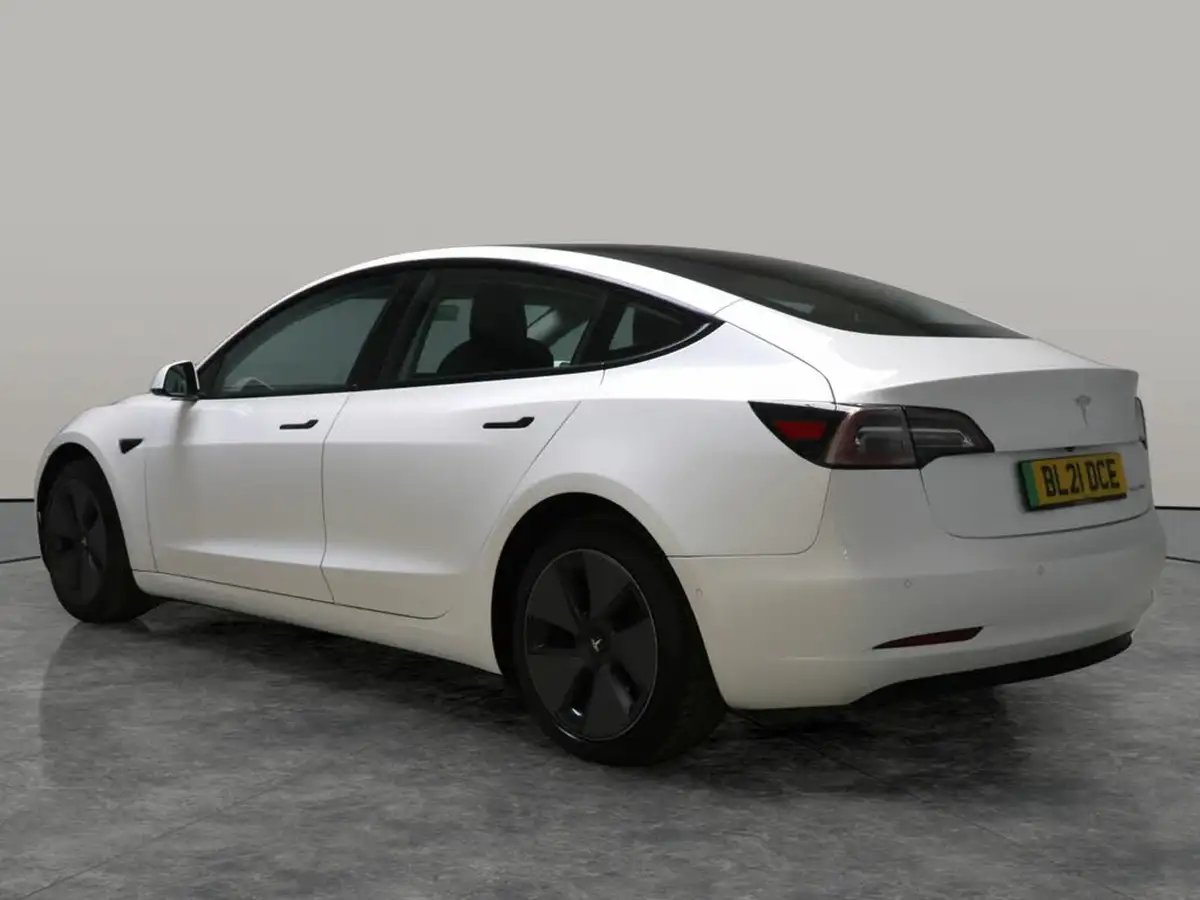 2021-tesla-model-3-e-long-range-4x4-big-16
