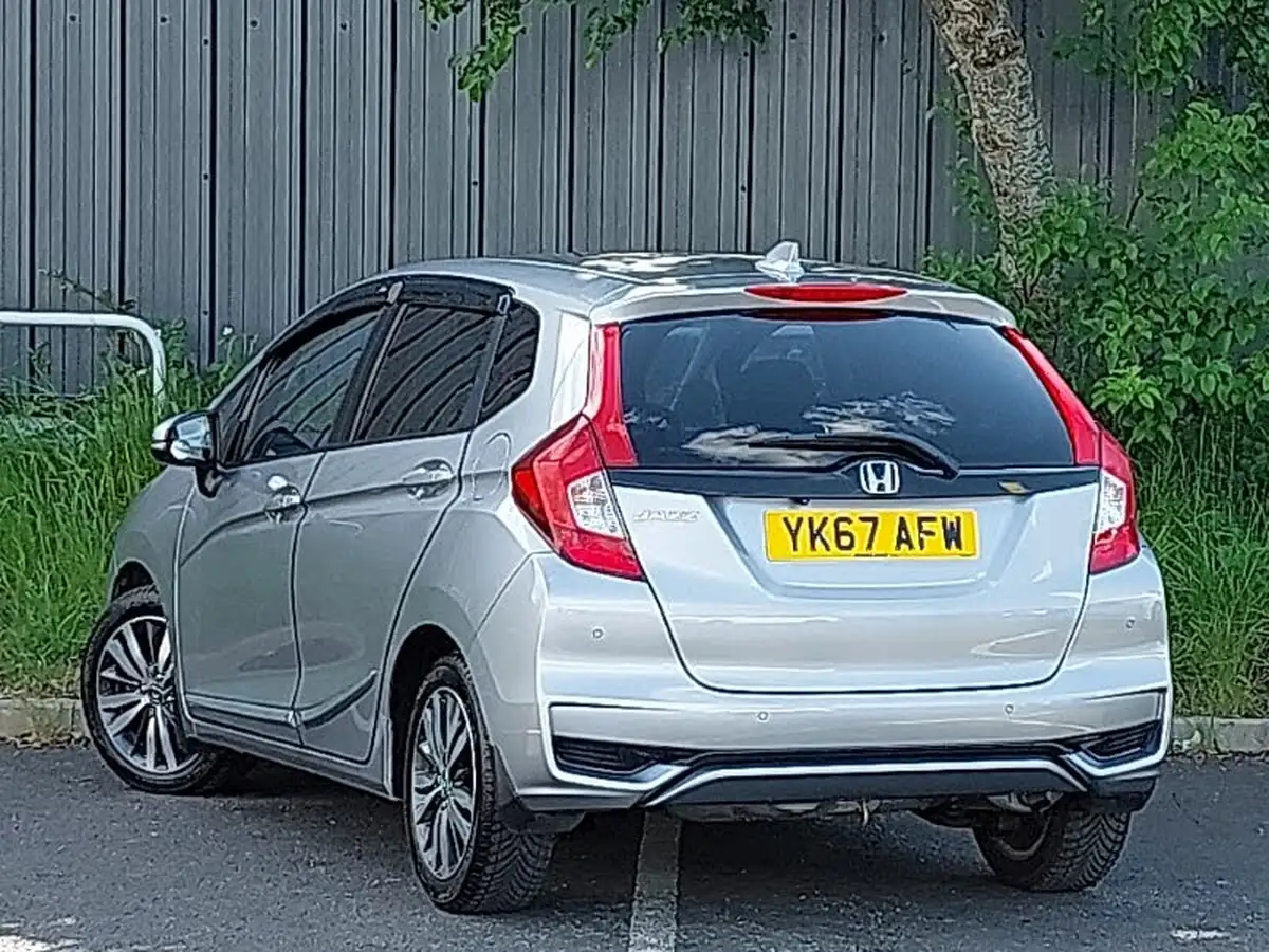 2018-honda-jazz-13-i-vtec-ex-navi-cvt-big-1