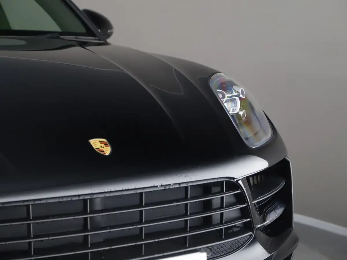2021-porsche-macan-30-s-big-11