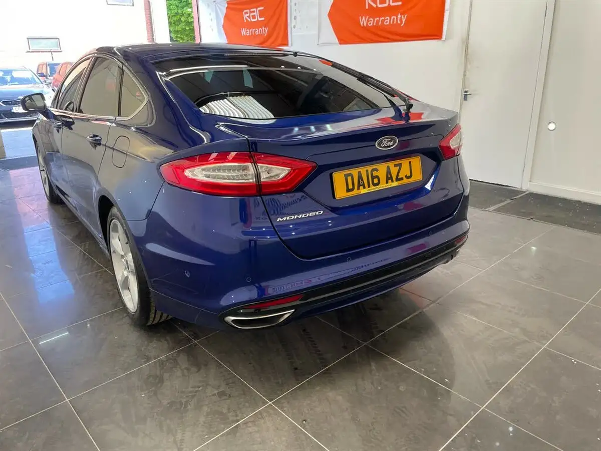 2015-ford-mondeo-20tdci-titanium-180ps-ss-hatchback-big-7
