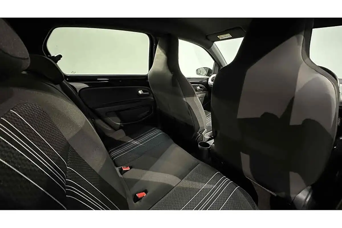 2021-seat-mii-e-big-26