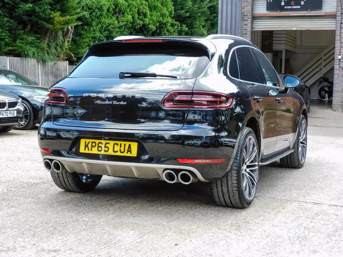 2015-porsche-macan-36-turbo-big-13