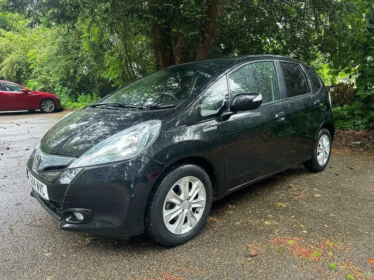 2014-honda-jazz-13-hs-t-big-8