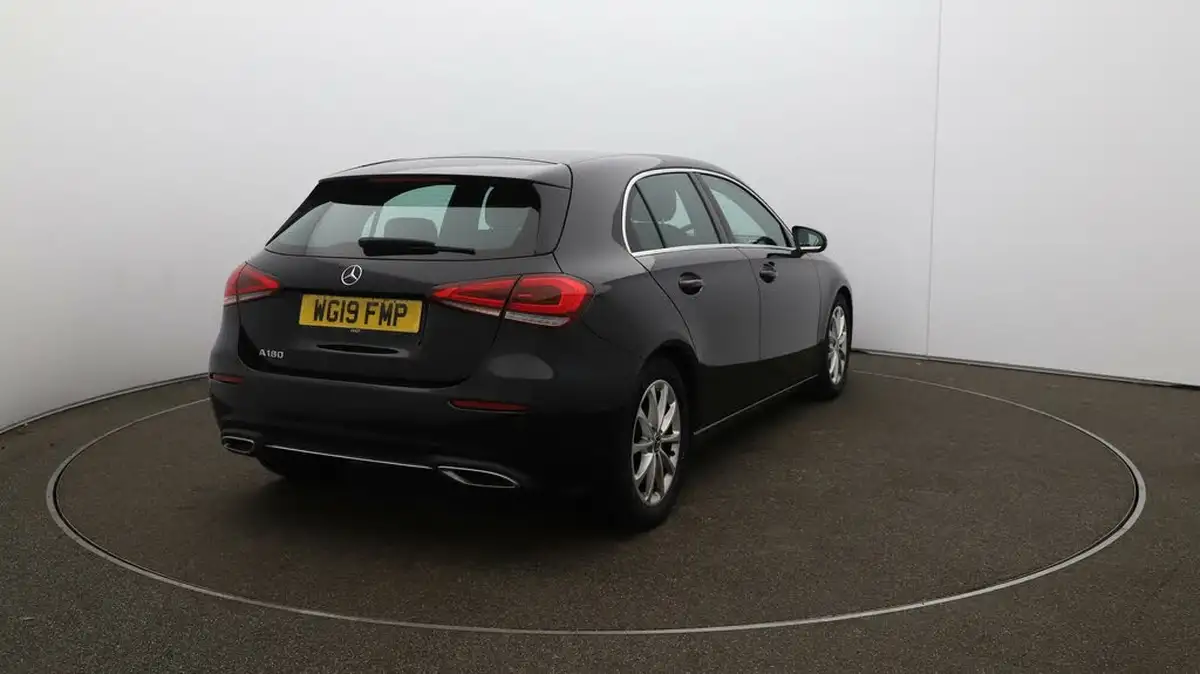 2019-mercedes-benz-a-class-13-a180-sport-executive-hatchback-5d-1332cc-7g-dct-big-55