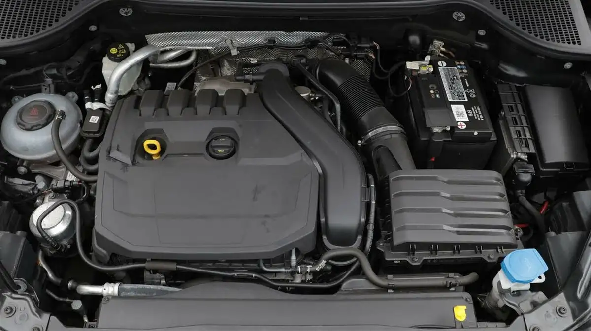 2020-skoda-karoq-15-tsi-sportline-dsg-big-19