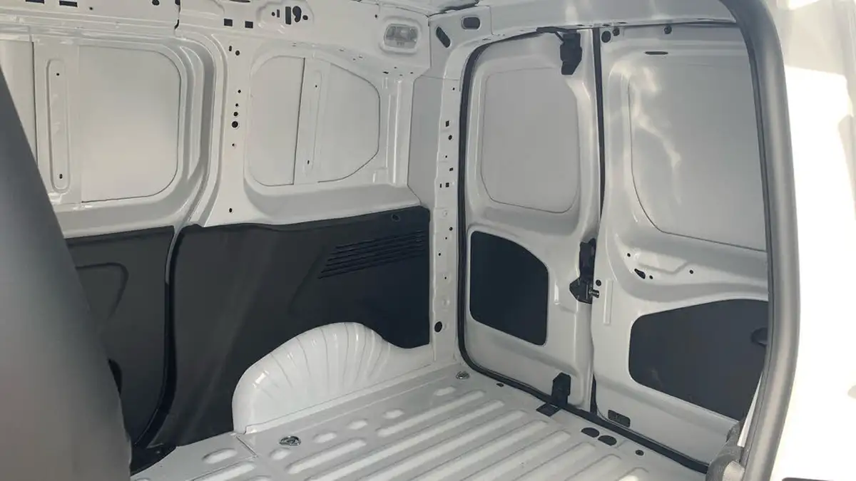 2024-citroen-berlingo-big-17