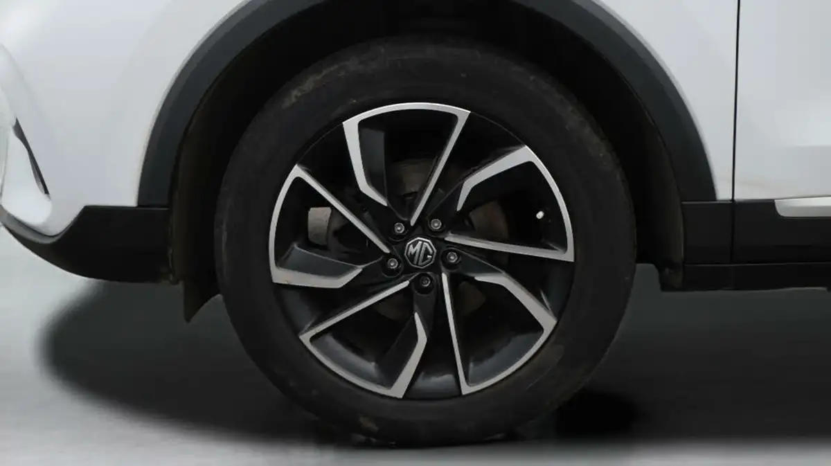 2021-mg-zs-suv-15-vti-tech-exclusive-big-18