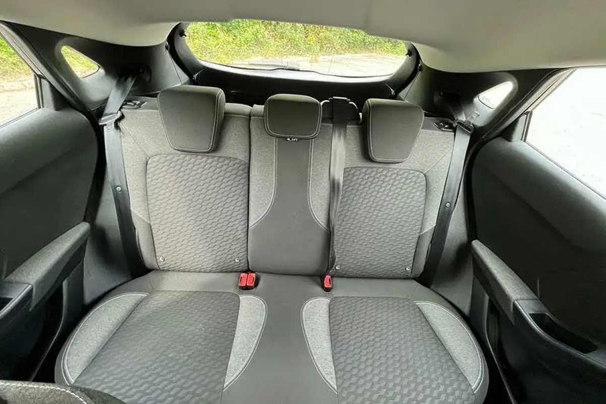 2022-ford-puma-suv-10-titanium-125ps-auto-big-19