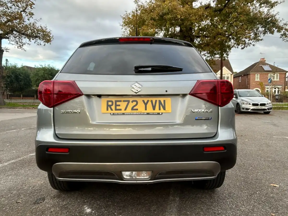 2022-suzuki-vitara-15-sz-t-big-5